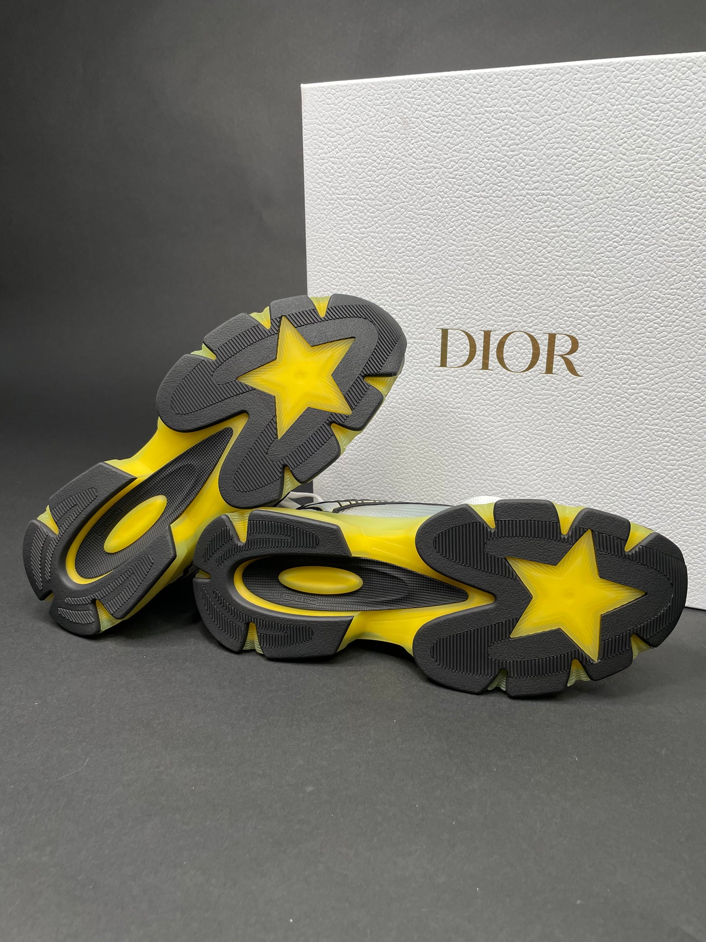DIOR VIBE LEATHER-TRIM BLACK & YELLOW SNEAKER SIZE 40 – Thee Hivee